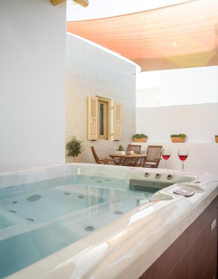 Heart Of Oia - Private House With Jacuzzi Daire Dış mekan fotoğraf